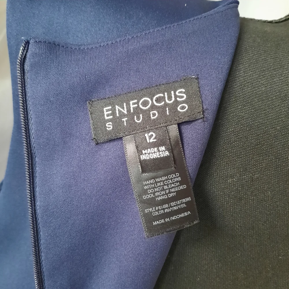 EnFocus Navy Blue Sheath Dress Women Sz 12 V Neck Eyelet Detail Cutouts Midi - Picture 10 of 15